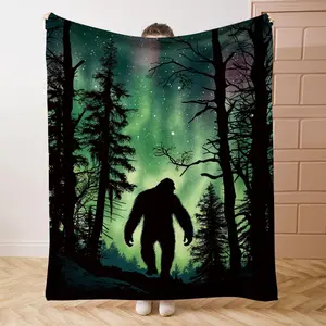 Bigfoot Pattern Flannel Blanket, Figure Print Blanket, 1 Count Soft Comfortable Throw Blanket, Cool Bedroom Bedding Blankets, Warm Napping Blanket for Home Office Travel Camping, Soft Lightweight Blanket