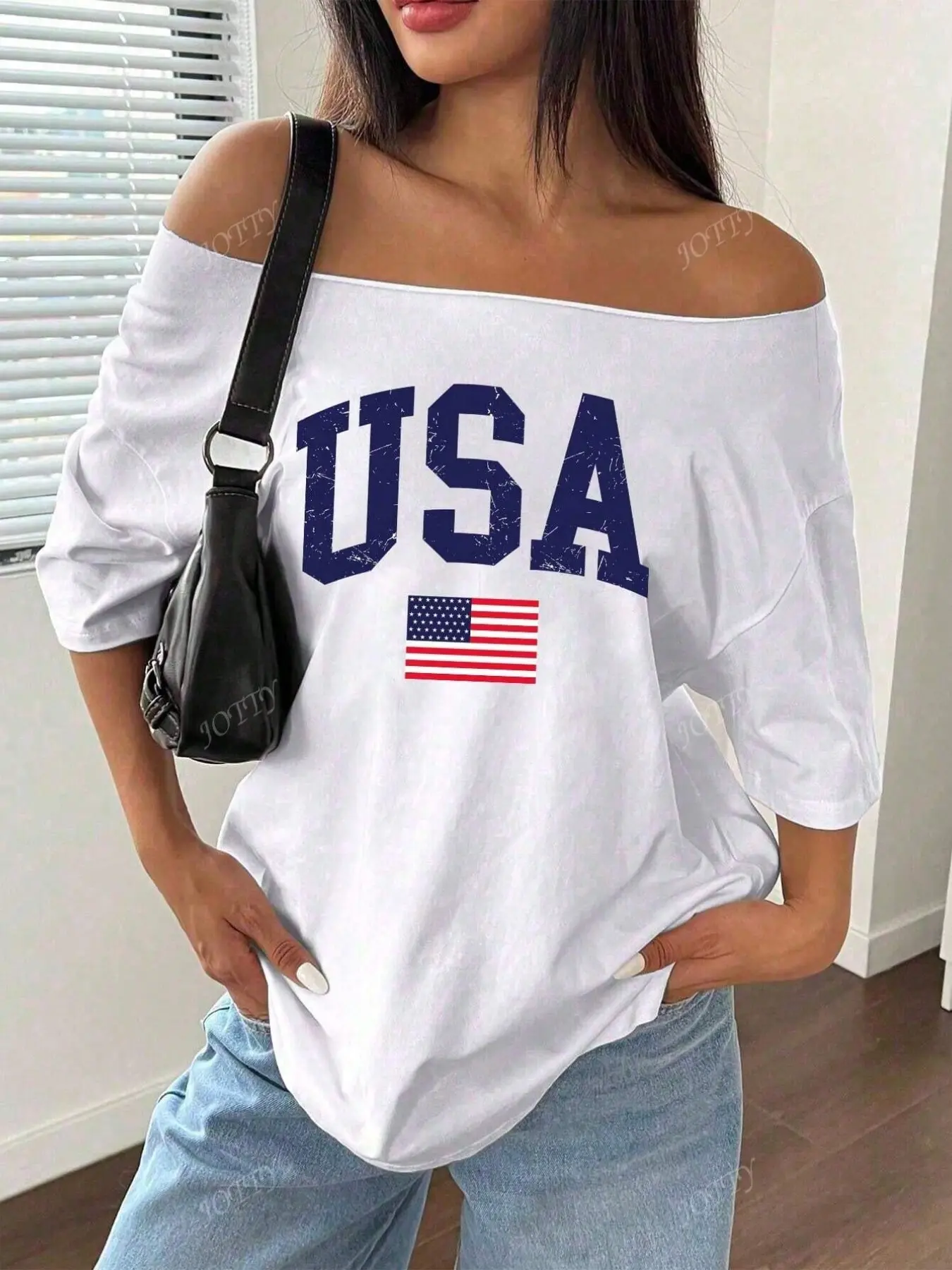 USA Flag Print Off-Shoulder Black Summer T-Shirt Tops | Patriotic American Aesthetic | Oversized Loose Fit Baggy | Versatile Streetwear | Perfect for Casual/Retro Fans