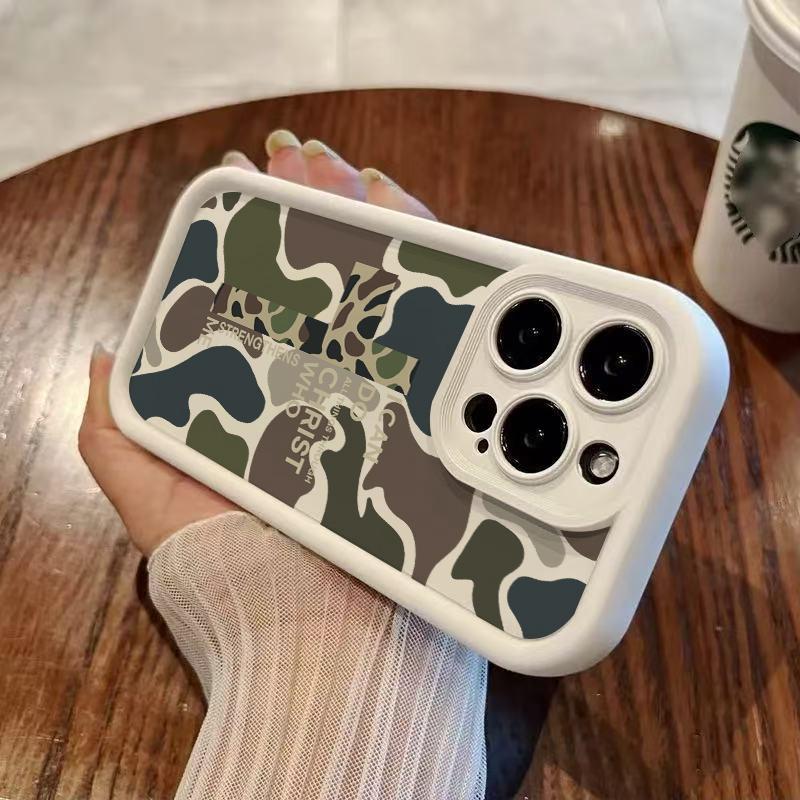 Camouflage Pattern With Cross Phone Case Iconic Christian Faith Artwork Featuring A Thickened Soft Tpu Back And Raised Camera Step Design Blending Cloud-Like Comfort With Reliable Lens Protection For iPhone 17 16 15 14 13 12 11 X XS