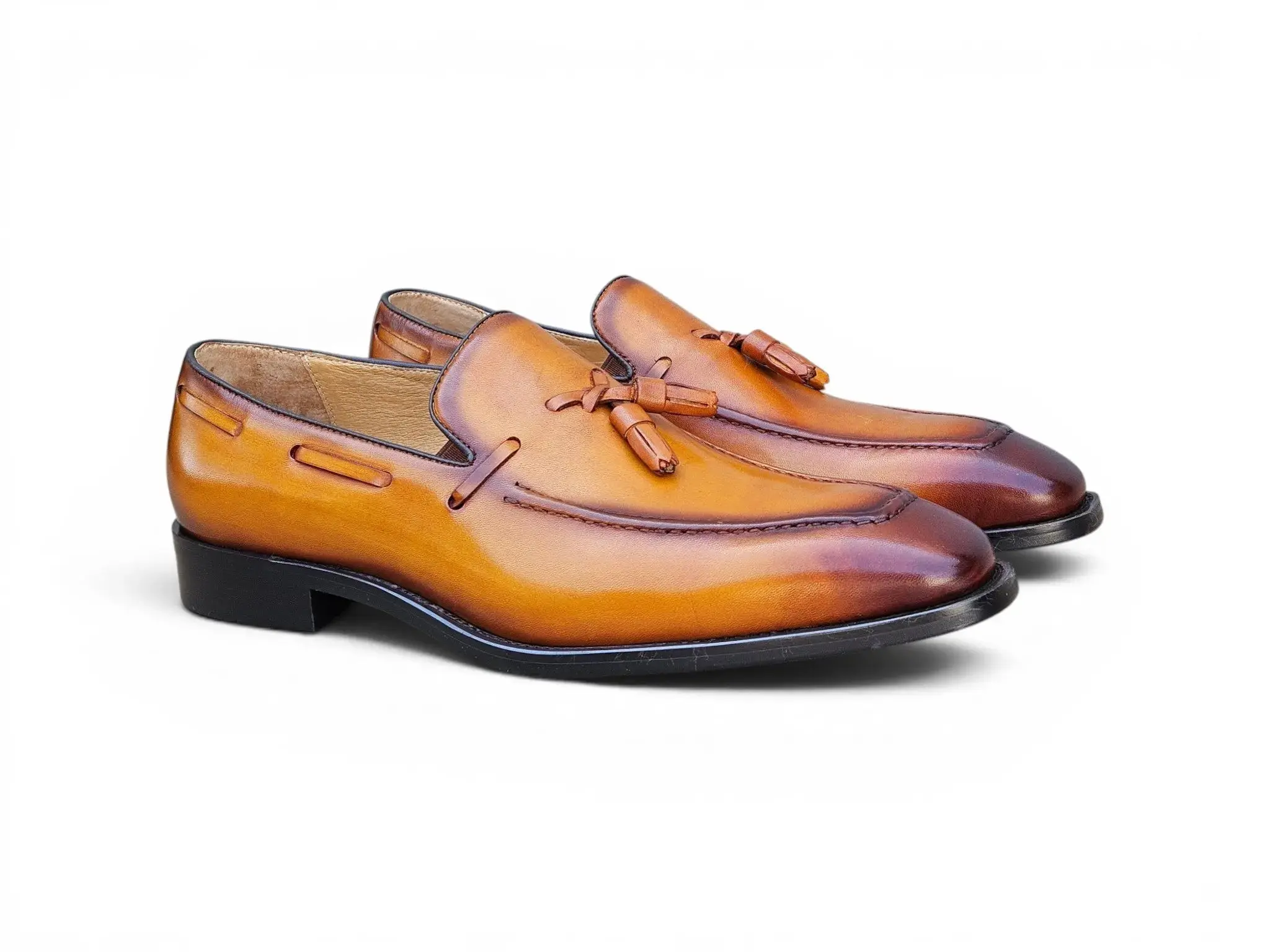 Carrucci Savoy Tassel Loafer - Cognac