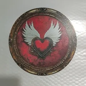 Vintage Angel Wings and Heart Design Decorative Plaque Round Metal Plaque Home Living Room Bedroom Garden Office Wall Decoration