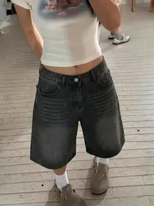 Women's Loose Basic Fashion Straight Leg Bermuda Shorts, Casual Shorts, Slim-Fitting, Plain Pattern, All Seasons