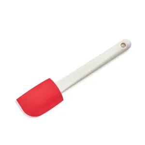 Tupperware Classic Silicone Spatula | Heat and Stain Resistant