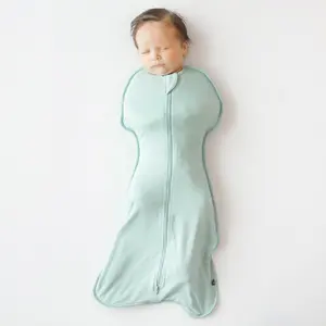 Swaddle Bag in Sage 0.5