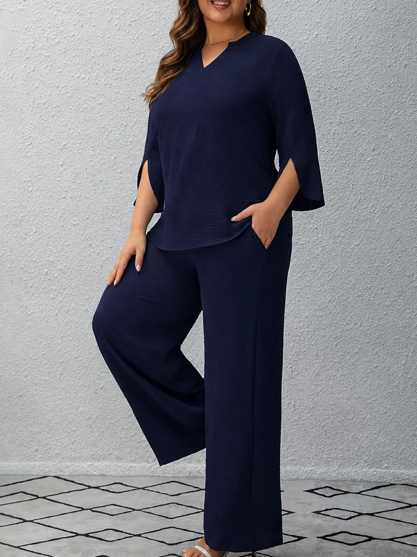 2-Piece Plus Size Women's Casual Fashion Set, V-Neck Loose Seven-Foot Sleeve, Dual Pocket Wide Leg Pants, Suitable for Spring, Summer, Autumn, Womenswear