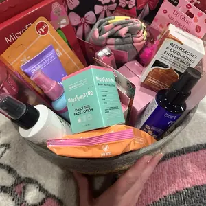 Galentine’s Day Basket- perfect beauty bundle