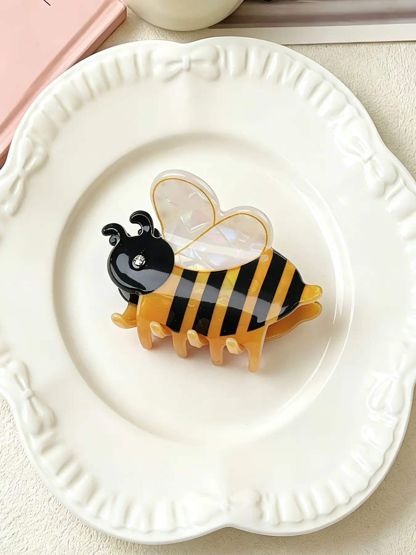 Cute Acetate Insect Bee Hair Claw Clip, Cute Hair Clips, Back-Of-Head Half-Up Ponytail Holder, Half Up Half Down Hair Clip, Shark Bite Hair Accessory, 1pc Fashionable Hair Decor, Fashion Hair Accessories