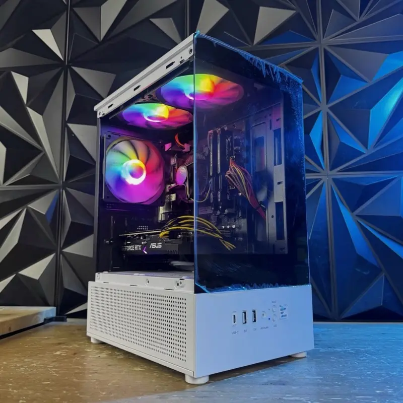 Custom Gaming Desktop PC Intel Core i7 3.40 Ghz Quad 32 GB SSD Nvidia RTX 5060