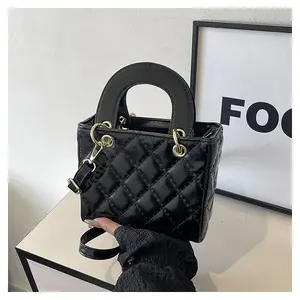 Chic Textured Quilted Small Square Bag For Women, 2026 Spring New Arrival, Versatile Shoulder & Crossbody Bag For Work Commute, Daily Outings And Date Nights, Elegant Design With Premium Feel, Multiple Carrying Options For Everyday Use