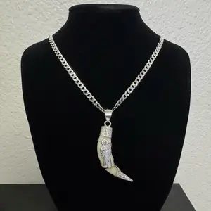 925 silver chain and tooth pendant set with the image of Saint Jude