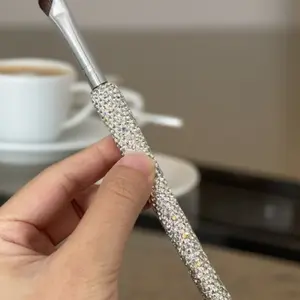 Star Diamond Bio-Plastic Contour Knife, Luxurious Rhinestone Foundation Brush, 360° Seamless Application, Quick Precise Makeup Tool