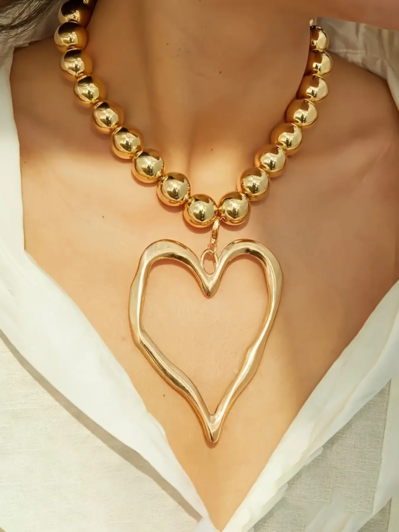 Boho Heart Pendant Necklace for Women, Heart Shaped Necklace, Vintage Hollow Out Design, Exaggerated Beaded Style, Perfect Gift, Fashionable Jewelry Accessories, Fashion Jewelry Accessories, Fashion Jewelry Party, Hearts Pendant Necklace, Beaded Necklaces