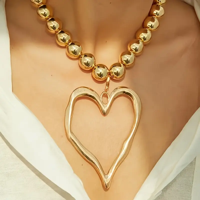 Boho Heart Pendant Necklace for Women, Heart Shaped Necklace, Vintage Hollow Out Design, Exaggerated Beaded Style, Perfect Gift, Fashionable Jewelry Accessories, Fashion Jewelry Accessories, Fashion Jewelry Party, Hearts Pendant Necklace, Beaded Necklaces