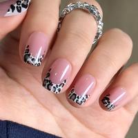 Chic Brown Leopard