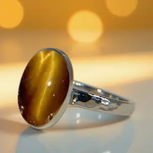 Shiny Oval Tiger's Eye Ring - Natural Stone Engagement & Promise Ring, Unisex Anniversary Ring, High-Quality Jewelry Gift for Valentine's Day & Mother's Day