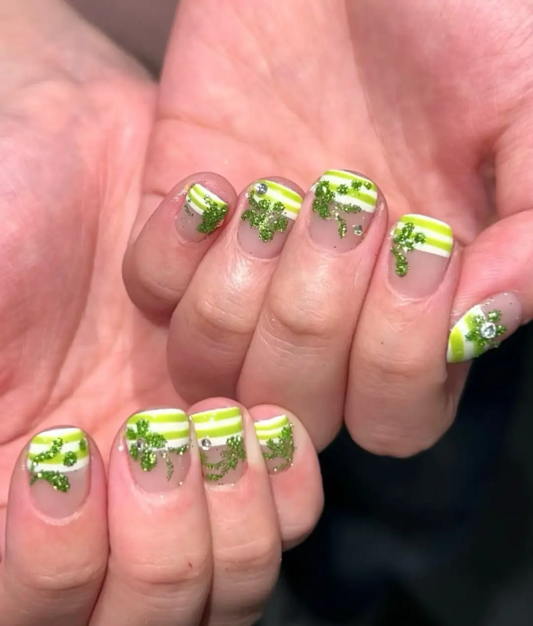 Flora(16736)gc.$40 get 20 random Extra Short nails. Perfect for the work. Any sizes you want. Just note your require- Flora