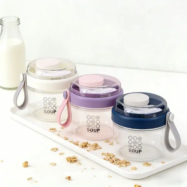 Set of 3 overnight oat containers with lids and spoons, 22oz large capacity plastic overnight oatmeal jars, airtight yogurt containers, suitable for storing milk, fruit, cereal, and salads.