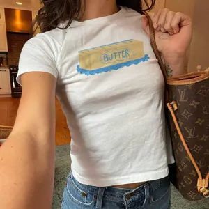 Butter Graphic Baby Tee, Cute Food Aesthetic Minimal Print Slim Fit Baby Tee, Y2K Soft Girl Trendy Women Outfit