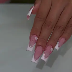 Flower Pattern Colorblock Press on Fake Nail, 24pcs/set Fashion Press on Nails & Jelly Tape & Nail File, Elegant Stick on Nails Kit for Women's Gift, DIY Nail Kit