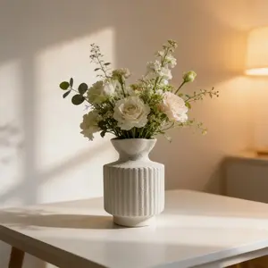 European Vintage Plastic Flower Vase, Retro Living Room Decor, Modern Minimalist Style, Waterproof Easy Clean, Durable Anti-Fall