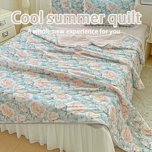 Floral Pattern Lightweight Summer Cooling Blanket, Breathable Soft Air Conditioning Quilt, Comfortable Bedding for Bedroom and Living Room