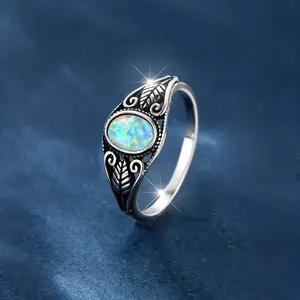 925 Sterling Silver Ring Carved Leaves On The Surface Inlaid Opal Reflecting Colorful Lights Match Daily Outfits