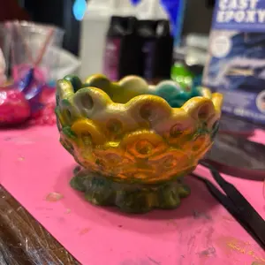 Handmade Resin Bowl with Vibrant Colors and Unique Design for Home Decor