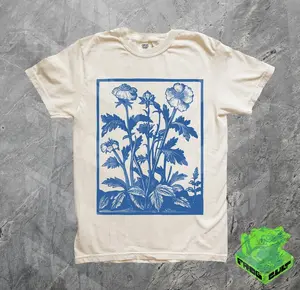 Comfort Colors Vintage Wildflowers Graphic Shirt, Botanical Field Guide Tee, Aesthetic Flower Chart Top, Boho Nature Lover Gift, Retro Meadow Floral T-Shirt, Gardener Gift for Her, Cottagecore Botanical Apparel