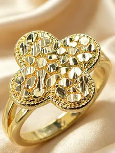 Women's Geometric Four-Leaf Clover Ring, Elegant Daily Wear Jewelry, Perfect Gift for Birthdays & Anniversaries