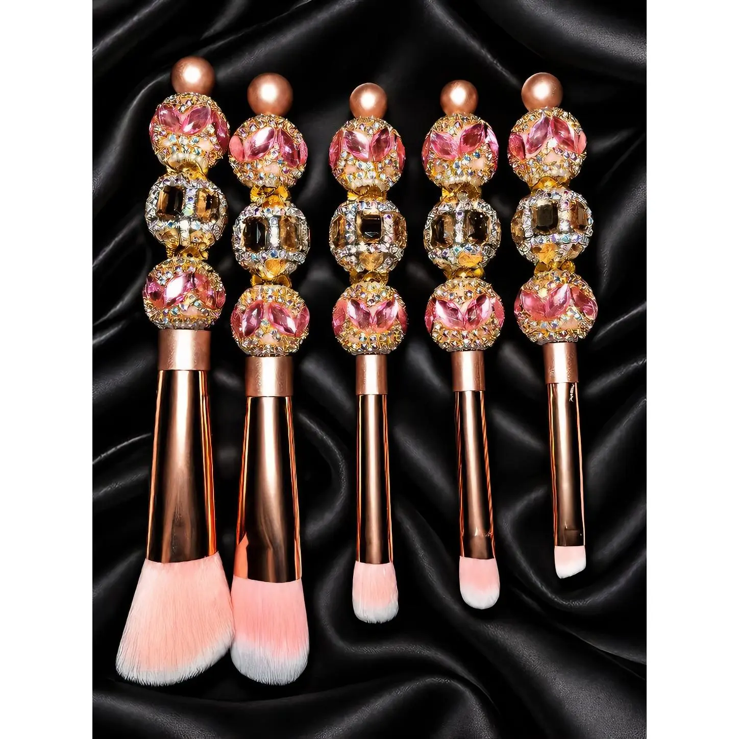 Makeup Brushers with Sparkling Crystal Handles and Rose Gold Accents for Professional Application