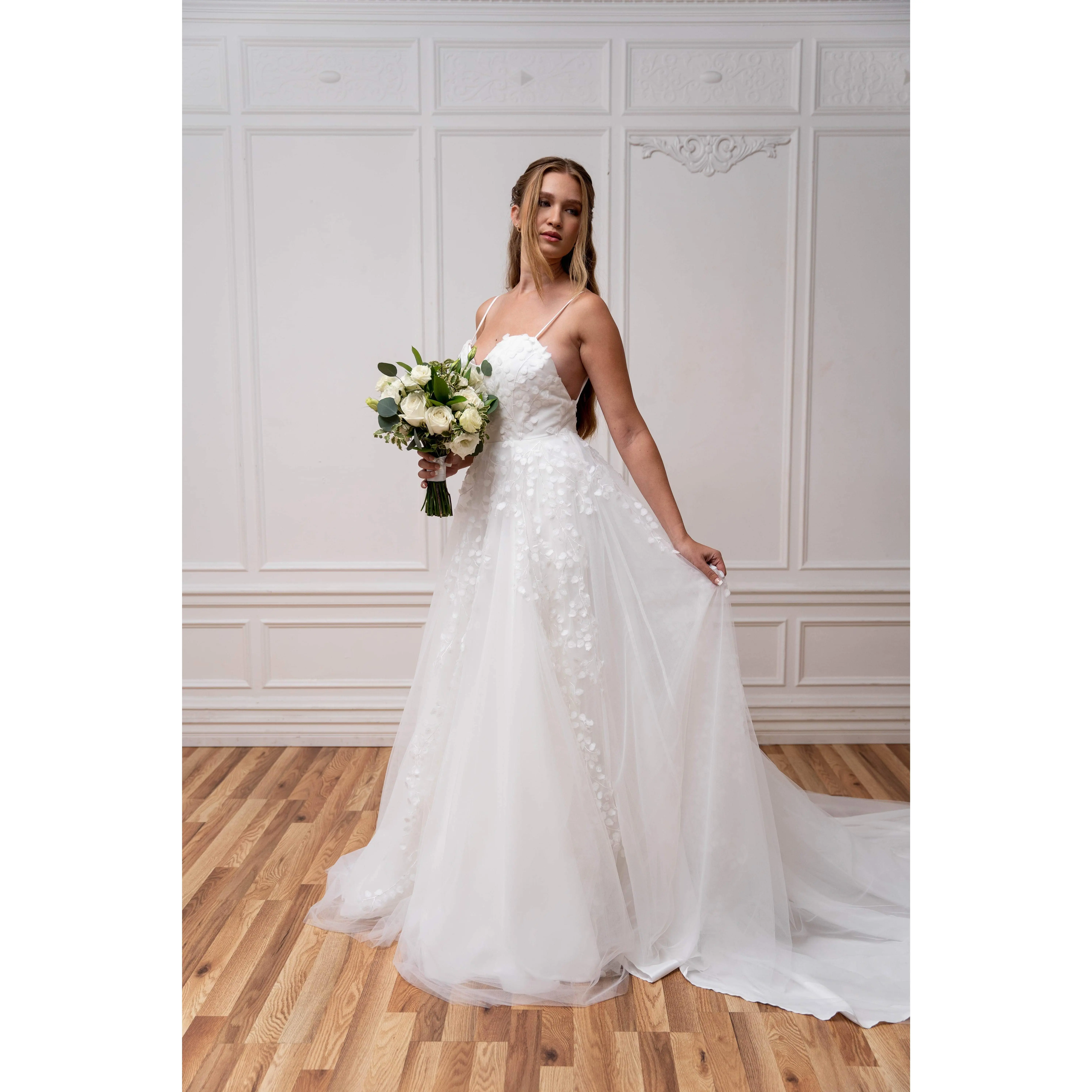 The Amora Gown - Wedding Dress Bridal Gown Ballgown Spaghetti Straps 3D Lace appliques Sweetheart neckline Open back Tulle