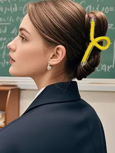 Fashionable hair claws, flat claw clips for the back of school season, pencil shaped hair claws, suitable for daily wear, vacation and dating occasions, and also a surprising and exquisite small gift