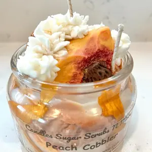 Peach Cobbler Dessert Candle Handcrafted & made with love #peachesncream #peachcobbler #peaches #dessertcandles #uniquecandles #cutecandles #cutegifts #giftideas #homedecor #foryoupage #fyp #trending #viralcandles #selfcare #explorerpage #handmade