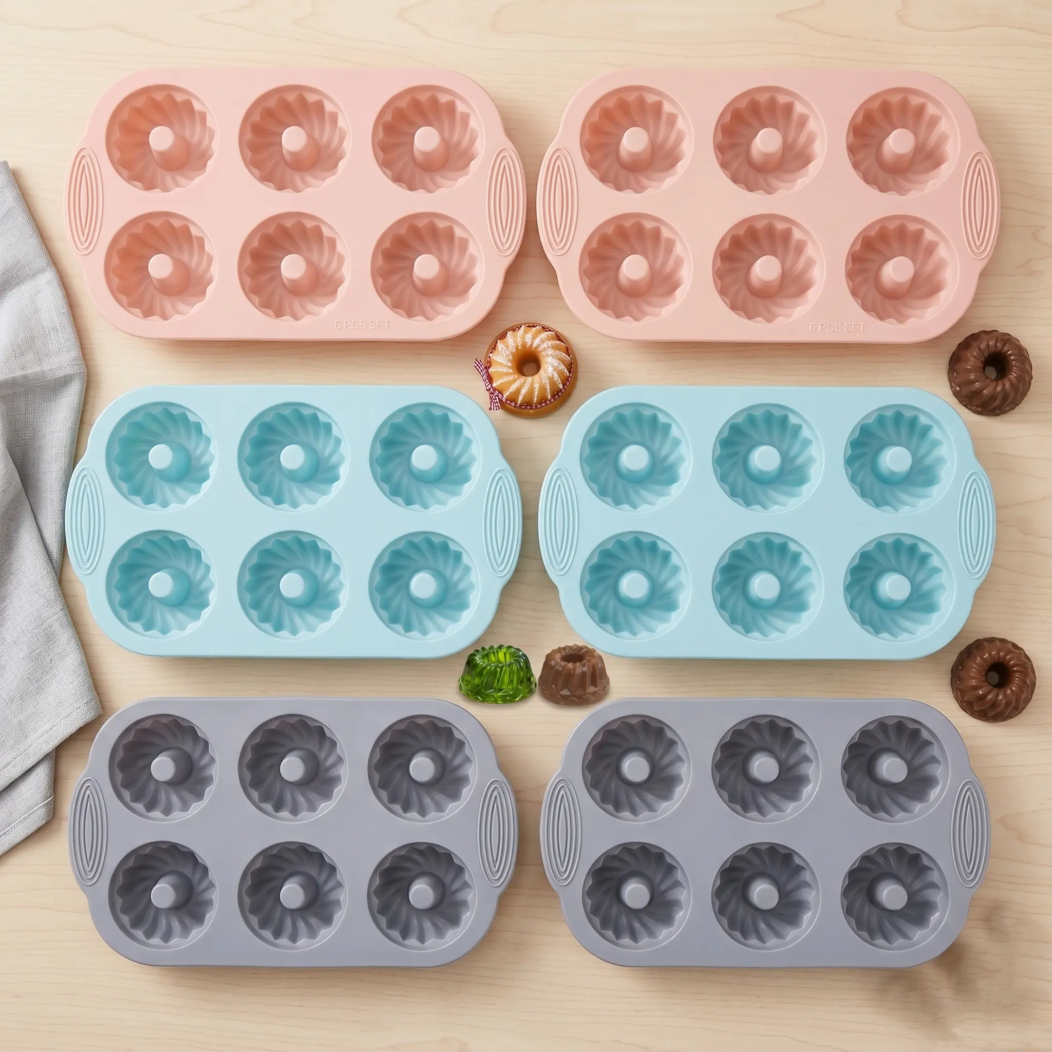 A Set of 6 Pcs Jello Molds,Silicone Fluted Tube Cake Pans,6 Cavity Heritage Silicone Mold for Baking Non Stick Fancy Molds,Halloween Christmas Party Gifts,DIY Hand Tools Kits,Summervibes