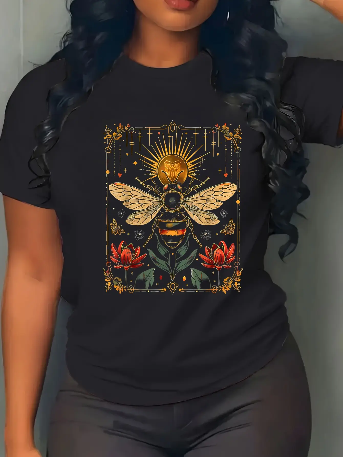 Men's 100% Cotton Short-Sleeve Round Neck Casual T-Shirt - Unisex Vintage Bee Tarot Card Floral Cottagecore Aesthetic Everyday Top