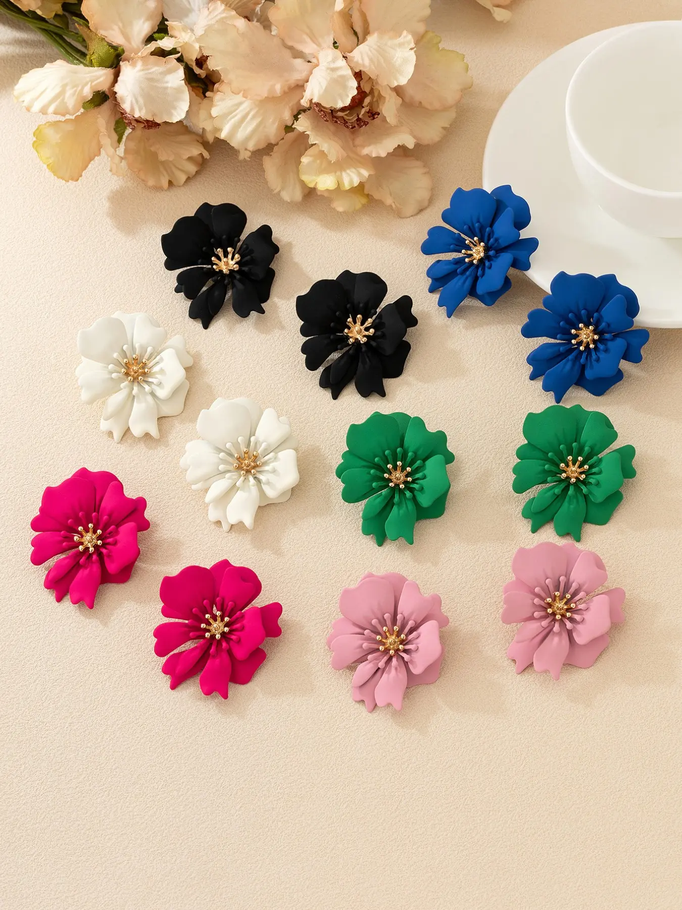 French Vintage Camellia Earrings, New 2026 Trendy Metal Flower Earings, Fashionable Style Jewelry for Women, Versatile Earrings