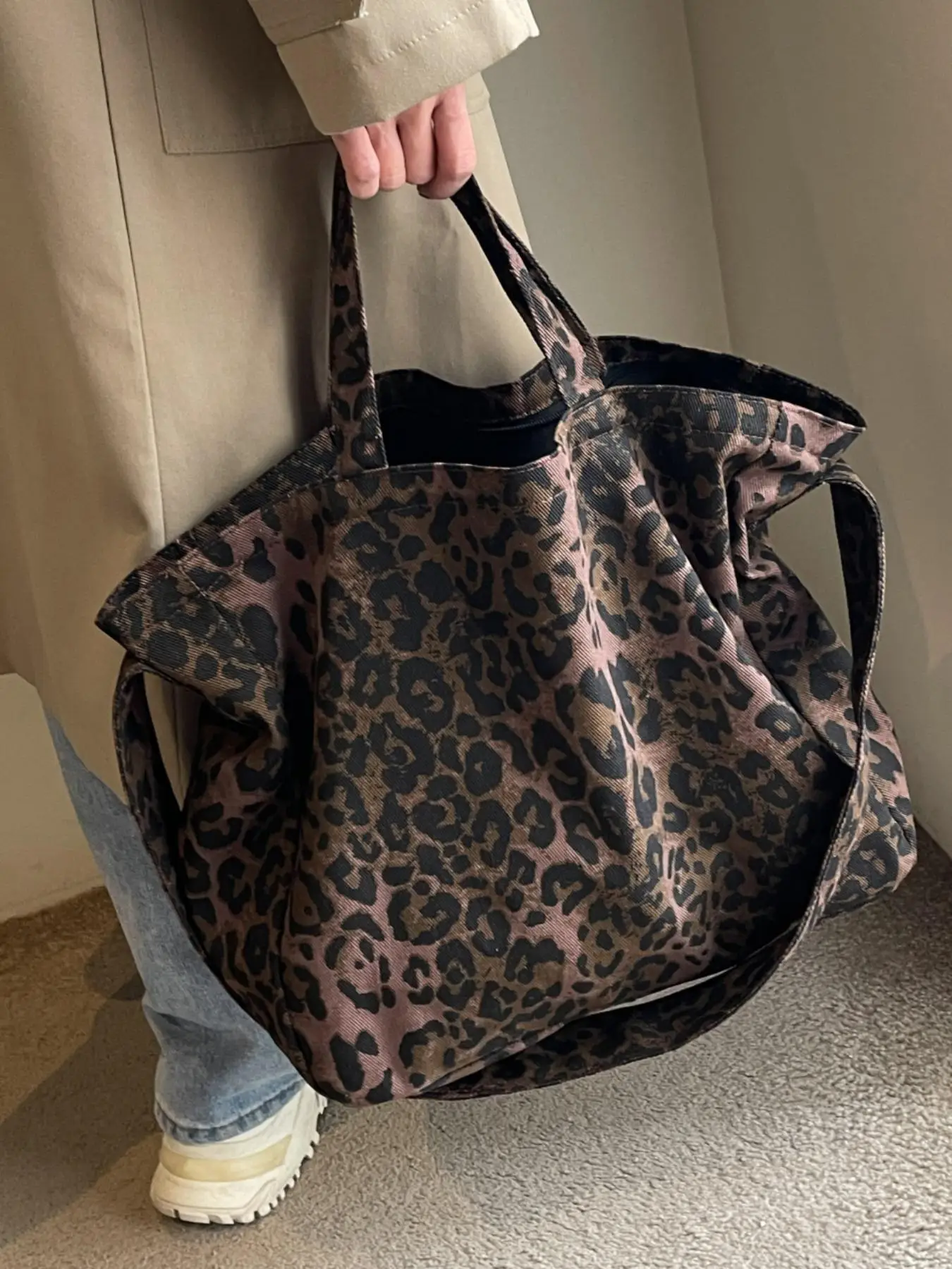 Fashion Leopard Pattern Tote Bag, Large Capacity Shoulder Bag for Women, Casual Trendy Versatile High-quality Daily Commuting Bag, Girl Fashionable Sh