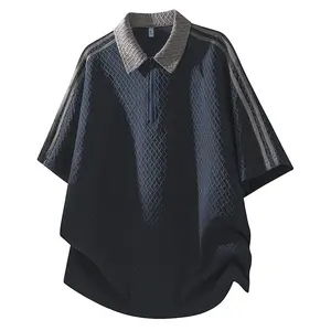 Men’s retro color-block jacquard textured polo shirt with turn-down collar and quarter zip—fashionable casual T-shirt, simple and versatile for work commutes and everyday wear.