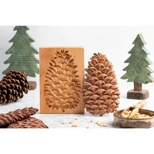 3D Carved Wooden Gingerbread Cookie Mold, DIY Biscuit Press Stamp Cutter Mould for Halloween Thanksgiving Christmas (Pinecone)