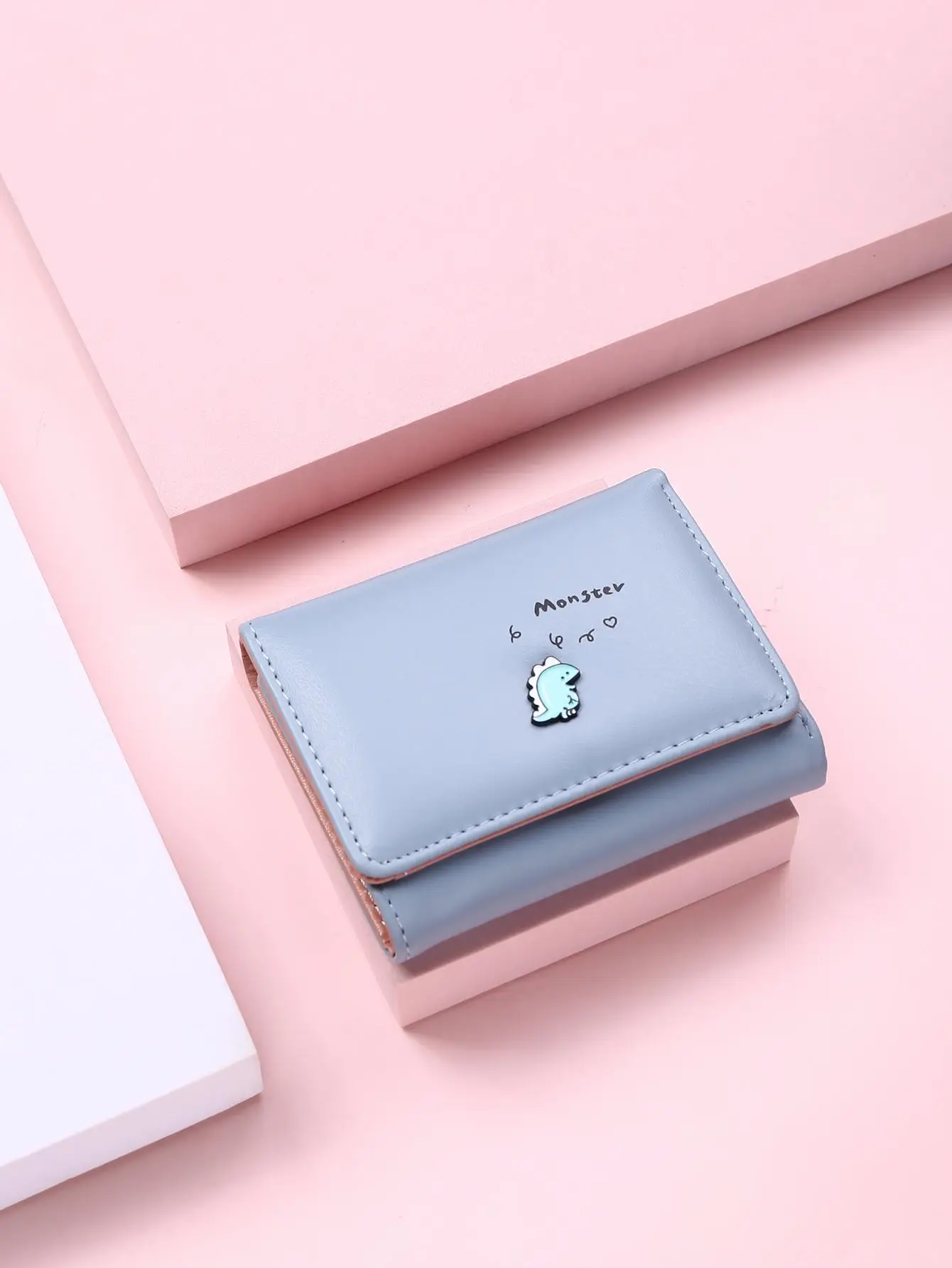 Cute Little Dinosaur Cartoon Short Wallet for Women, Plain Simple Ladies Trifold Small Women Purses, Everyday Purse, Cute Accessories As Gift