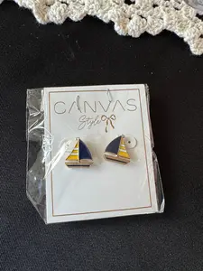 Canvas Style Nautical Enamel Sailboat Stud Earrings – Brand New