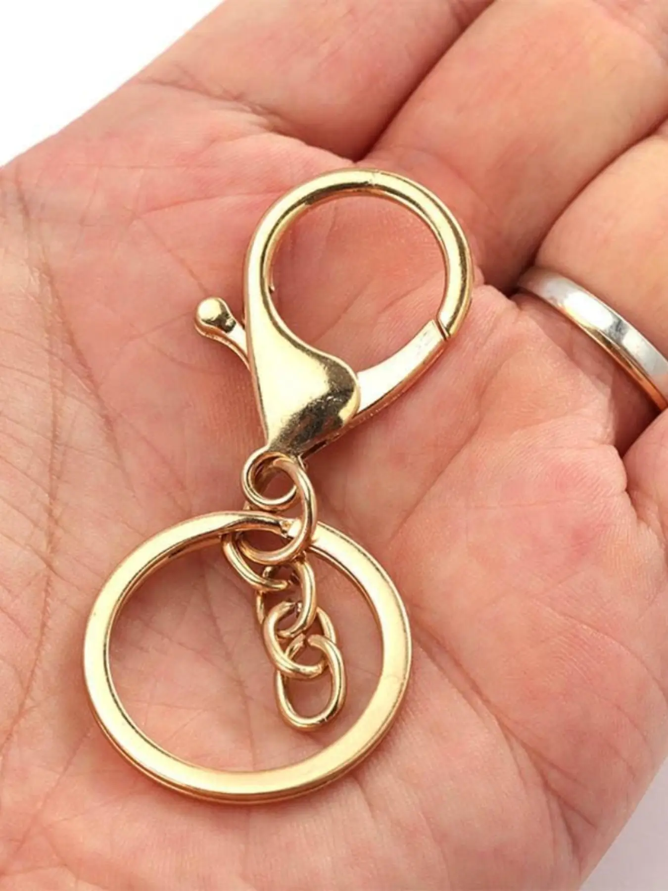 1/6Pcs Gold Lobster Claw Clasps, Jewelry Clasps And Closures, Keychain Lobster Clasp Hooks with Flat Split Keychain Ring & Chain for Keychain Keyring Jewelry Making Accessories DIY Crafts Metal Key Rings DIY Clasp Jewelry Making Supplies