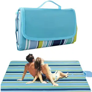 Picnic Beach Blanket 2-5 Adults Oversized Lightweight Sandproof Beach Blanket Large Picnic Mat Beach Blanket for Beach Travel Camping Hiking