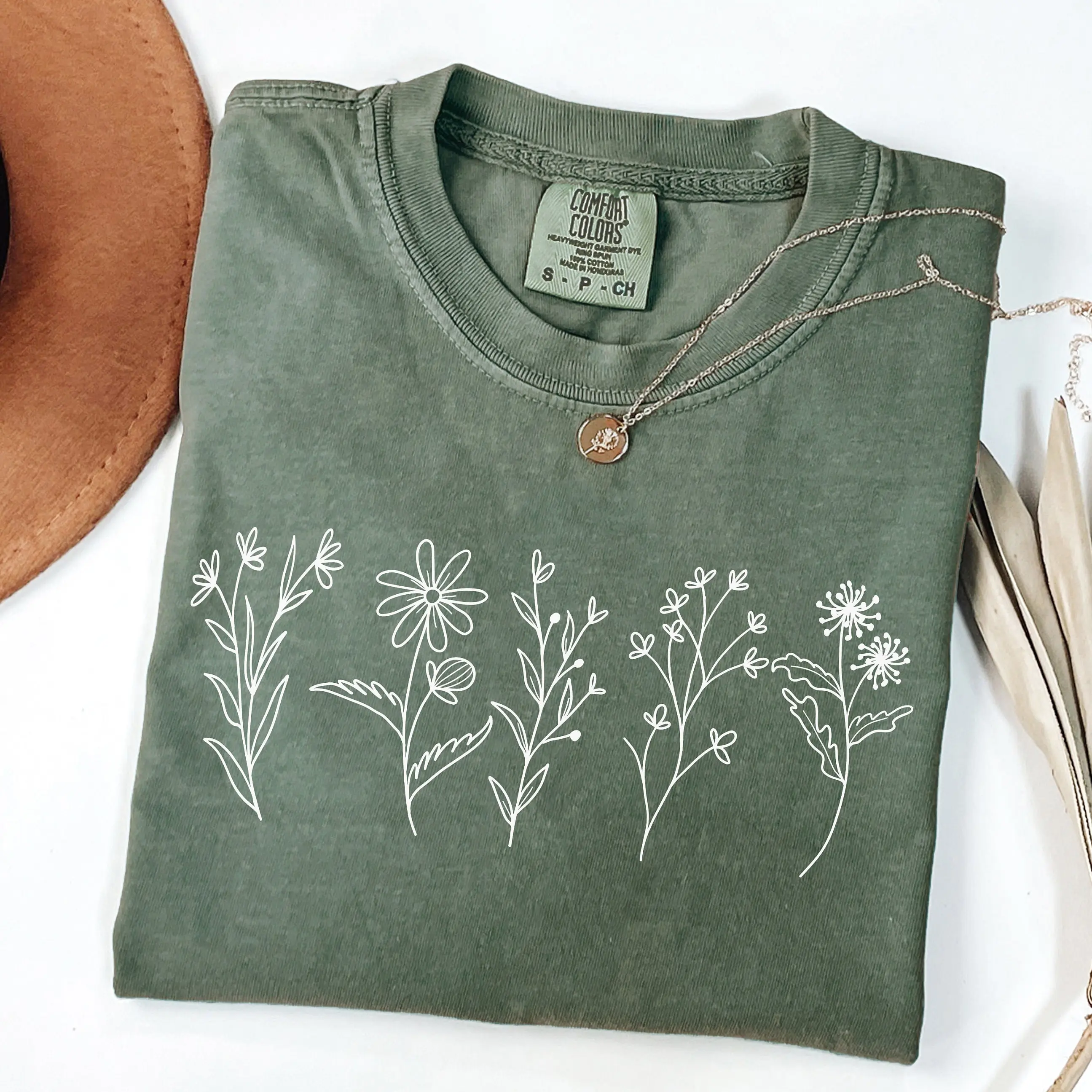 Comfort Colors Wildflower T-Shirt, Floral Cottagecore Shirt, Botanical Shirt, Flower T-Shirt, Nature Shirt, Wildflower T-shirt
