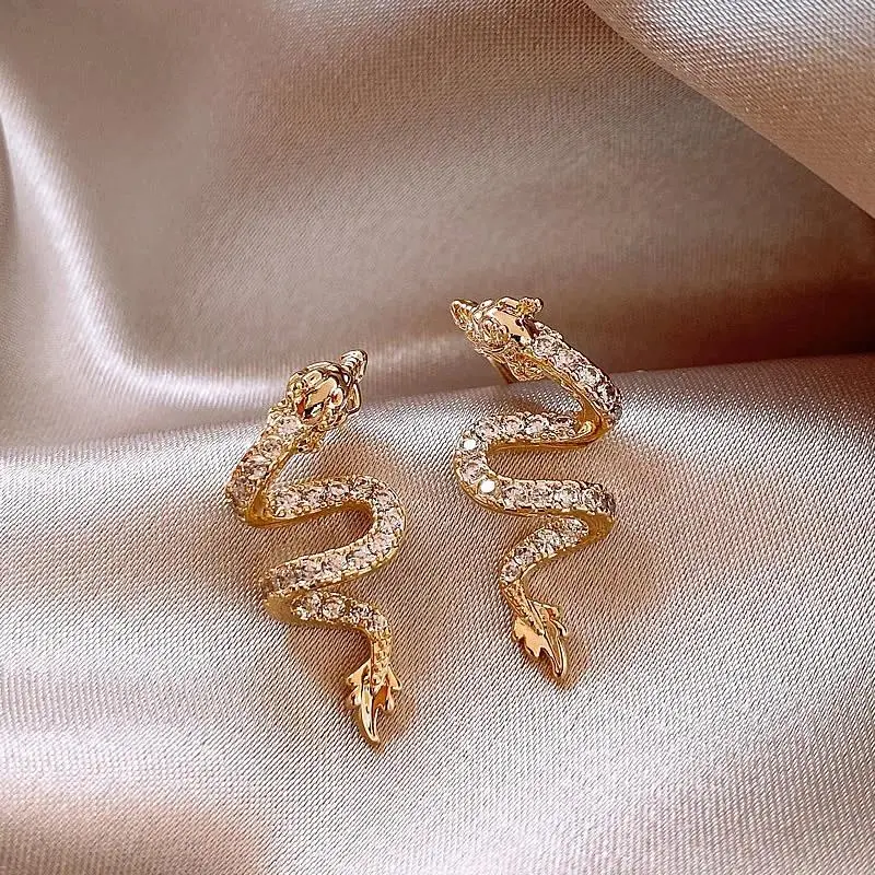 Women's 2024 New Year New Chinese Style Zircon Dragon Stud Earrings, Custom Design Character-Animal Shaped Dragon Embellished Crystal Fashion Jewelry Gift, Character Shaped Earrings, Custom Design Earrings