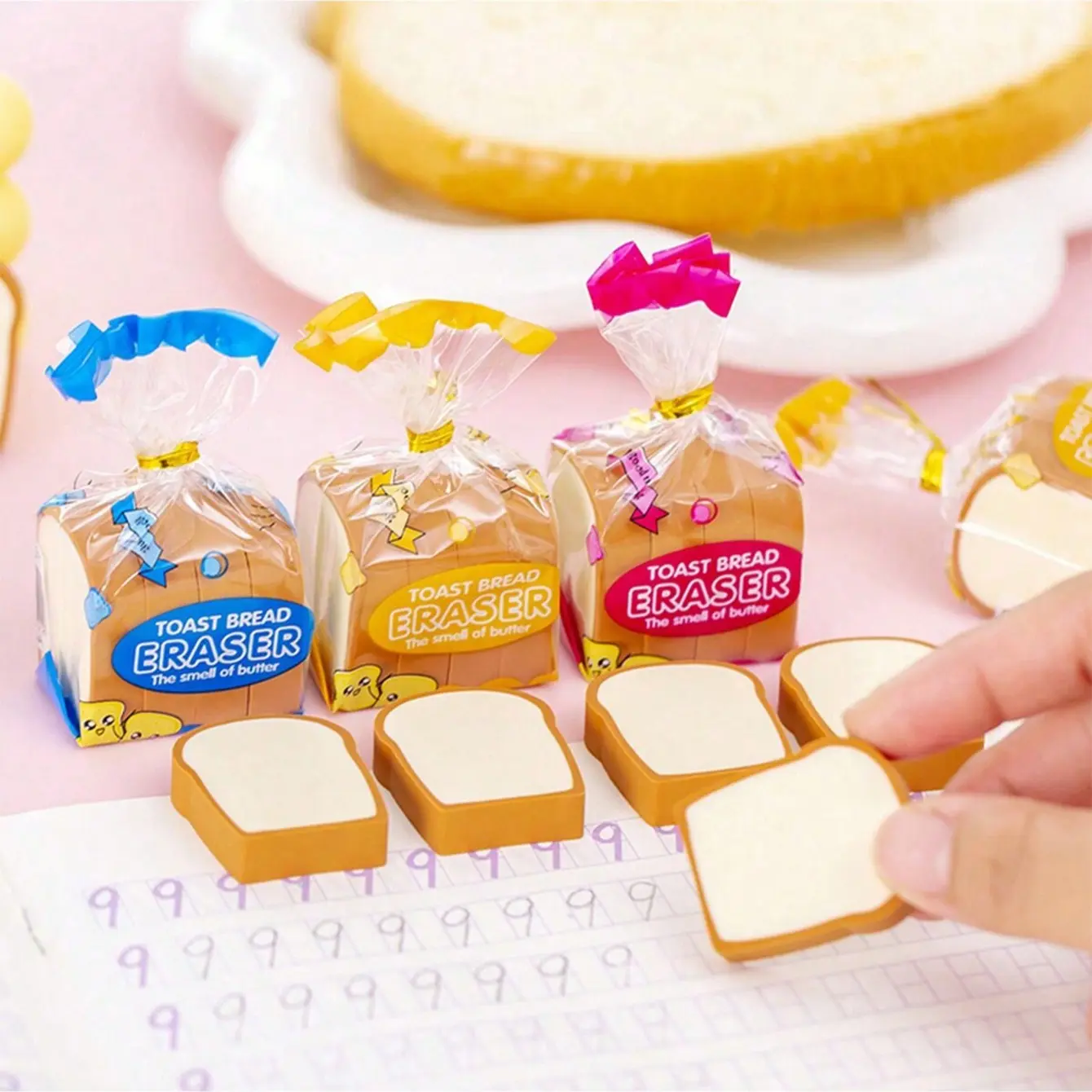 Cute Toast Bread Shape Erasers Set, 4 Pieces Per Pack, Random Color Packaging, Fun School Supplies, Educational Toys for Kids, Writing Tools, Study Tool