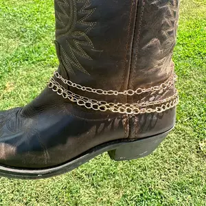 Rose gold boot chain with 3 chains