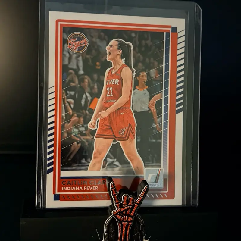 Caitlin Clark Donruss 2025