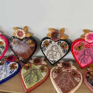 Ceramic Corazón con Flor/ Virgen de Guadalupe/ cerámica Mexicana/ monarch Talavera