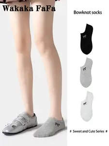 3 pairs of spring and summer styles, suitable for all seasons. Black, white, gray, basic color, small bow pattern, sweet, cute, Japanese style, fashionable, soft, skin friendly, comfortable, breathable, shallow mouth, invisible,  women's boat socks